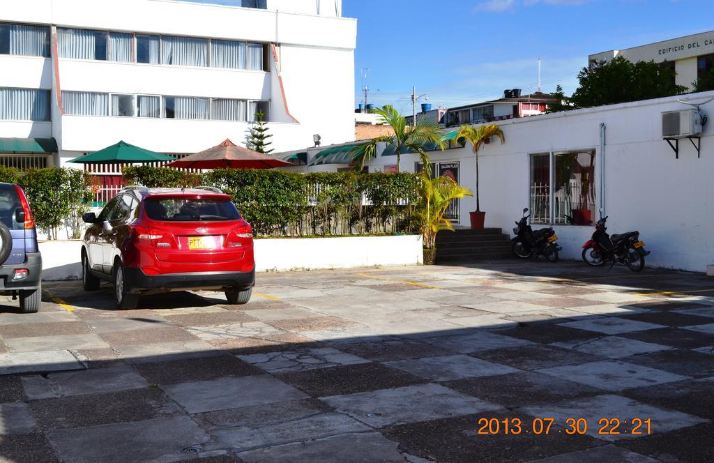 Hotel Calamo Plaza Pitalito Exterior foto